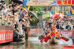 唐斯谈三分5中5：我就是阅读防守 空位时就是去投